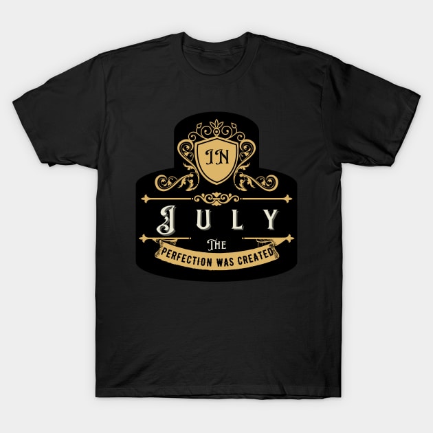 Born in july T-Shirt by EMCO HZ 